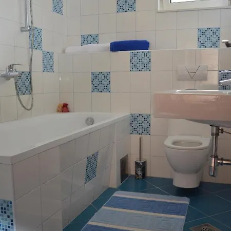 펜션 Seaside Holiday House Arbanija, Ciovo - 11738