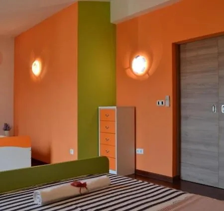 펜션 Seaside Holiday House Arbanija, Ciovo - 11738 트로기르