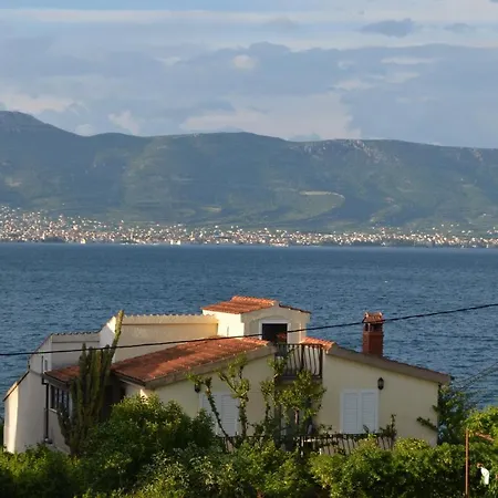 Seaside House Arbanija, Ciovo - 11738 *